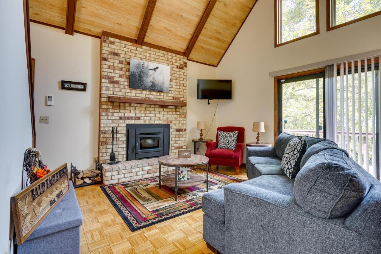 Howard Cabin Rental About 3 Mi To Apple Valley Lake! 마운트버논 외부 사진