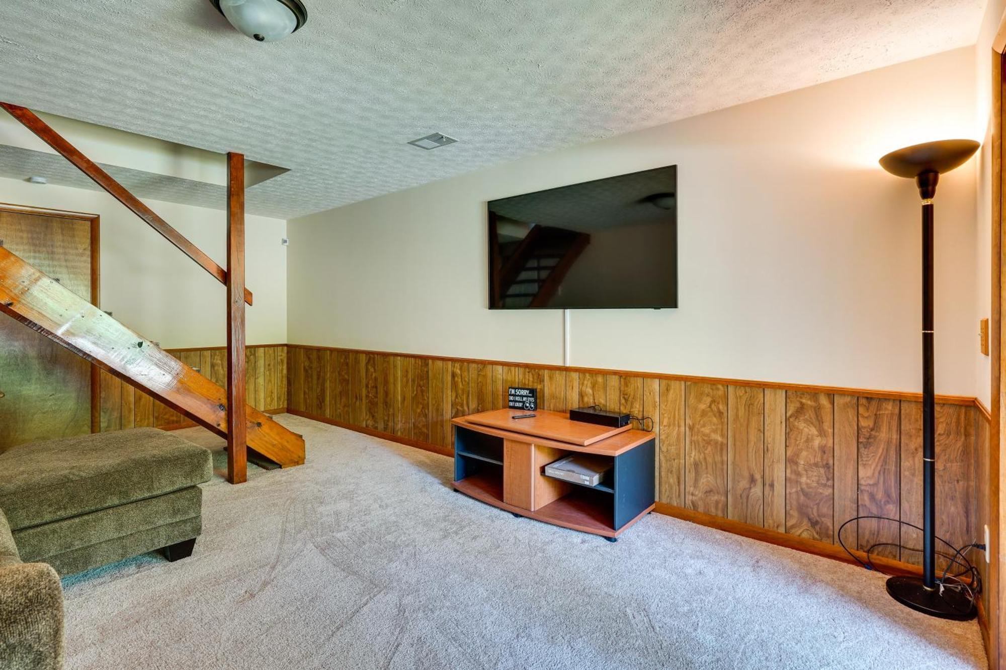 Howard Cabin Rental About 3 Mi To Apple Valley Lake! 마운트버논 외부 사진