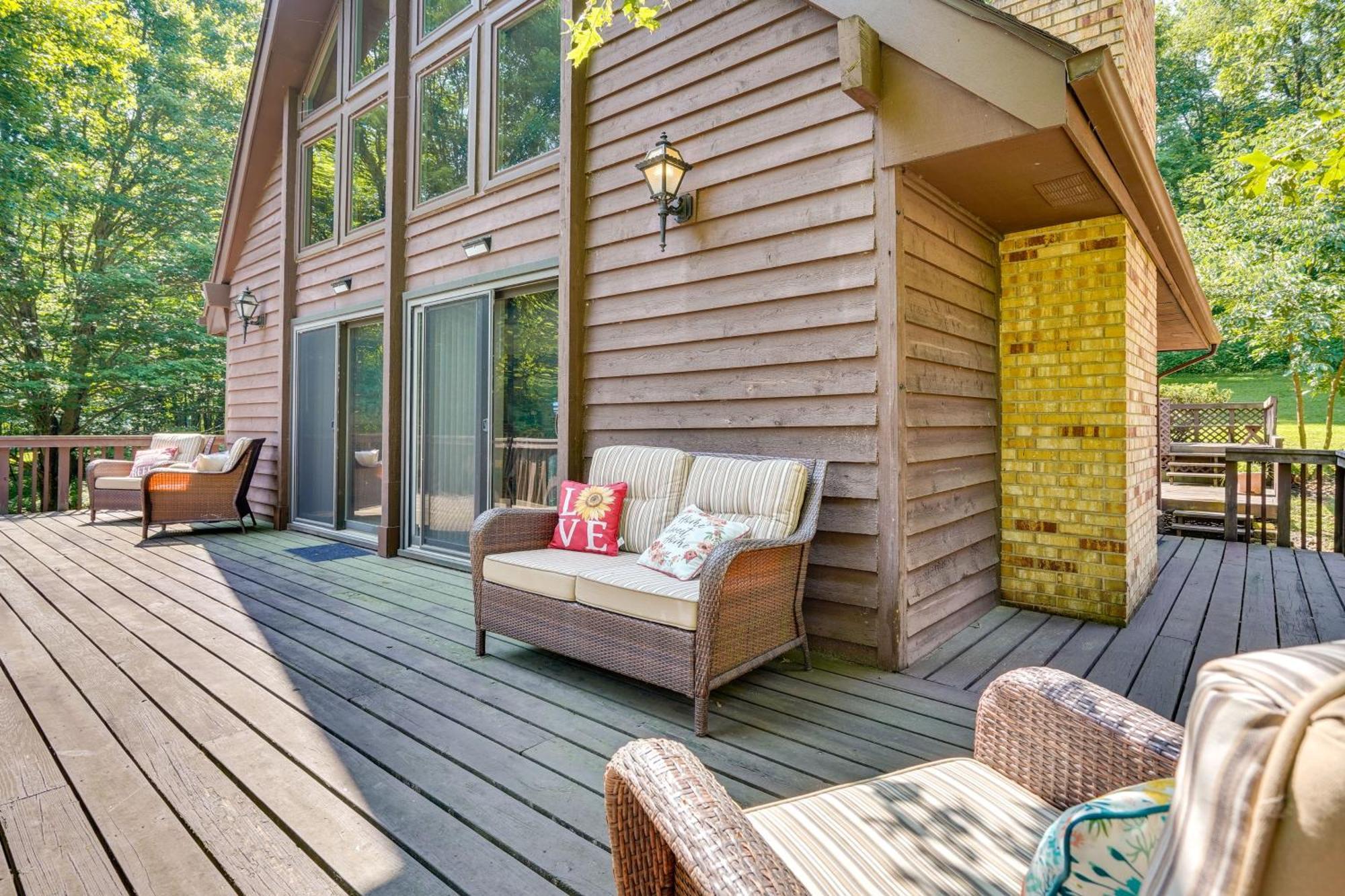 Howard Cabin Rental About 3 Mi To Apple Valley Lake! 마운트버논 외부 사진